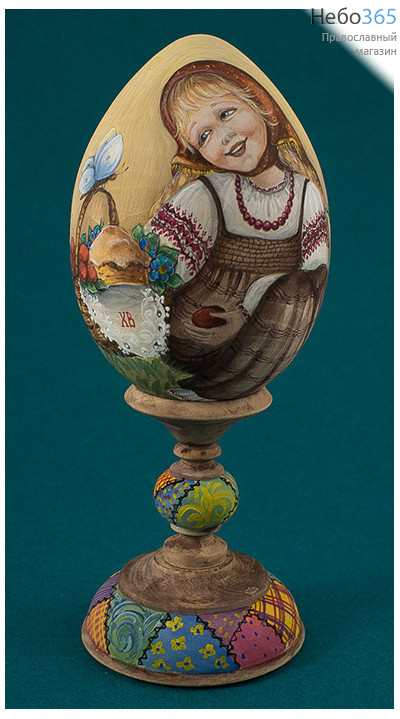  Яйцо пасхальное деревянное с авторской акриловой росписью "Лубочные картинки" , на подставке, в ассортименте, высотой 12 см (без учёта подставки) Девочка в красном платке и в бусах, с корзиной с пасхальным угощением., фото 1 